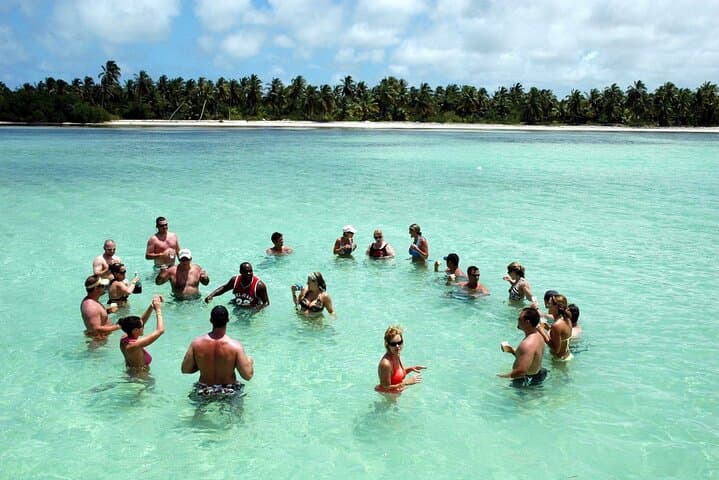 Private Catamaran Party in Punta Cana — Bávaro Boat Tour with Drinks photo 3