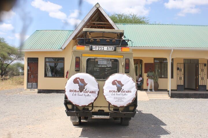 2-Day Tarangire and Ngorongoro Crater Safari