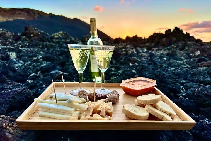 Timanfaya Volcano Trek: El Cuervo Circular Hike & Canarian Sunset Aperitif photo 3