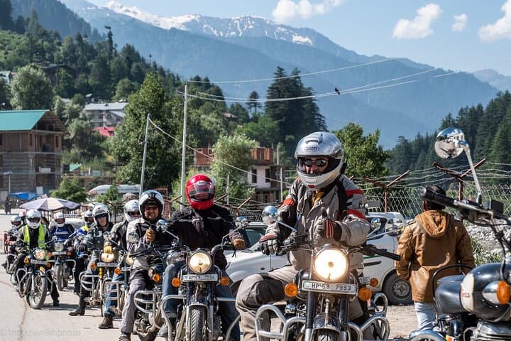 Great Himalayan Motorcycle Challenge: Manali to Leh Royal Enfield Tour photo 2