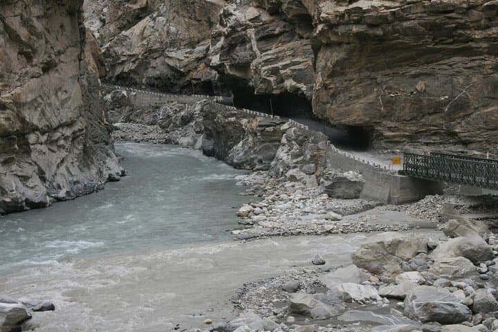 Great Himalayan Motorcycle Challenge: Manali to Leh Royal Enfield Tour photo 5
