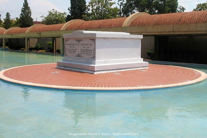 Private Civil Rights Walking Tour and SkyView Atlanta Ride photo 3