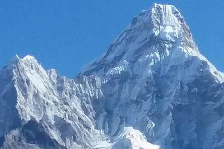 14-Day Everest Base Camp Trek: Lukla to Kala Patthar Adventure