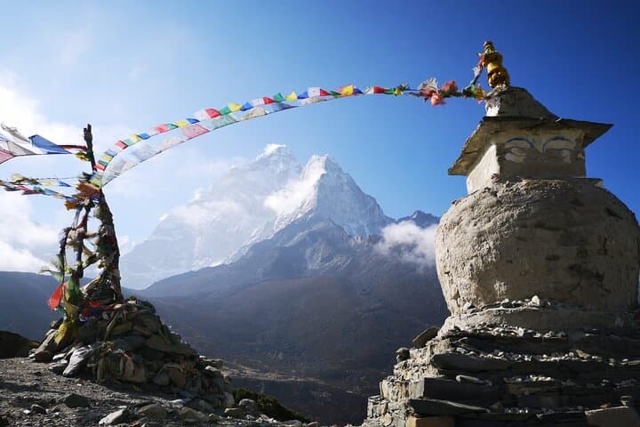 14-Day Everest Base Camp Trek: Lukla to Kala Patthar Adventure photo 4