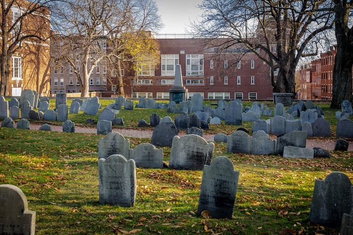 Explore Haunted Boston’s Historic Streets: A Guided Walking Tour Into America’s Dark Past