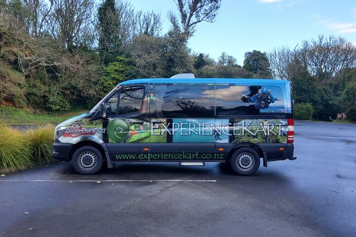 Auckland Airport Luxury Minibus Transfers — Private Door-to-Door Service photo 2