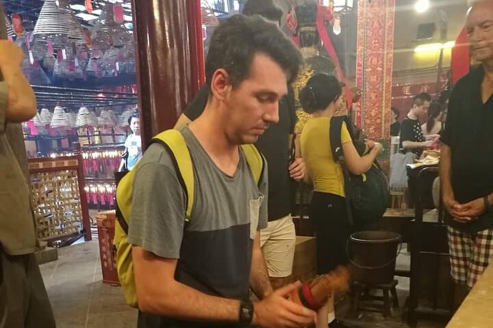 Hong Kong Full Day Tour: Landmarks, Dim Sum & Star Ferry Experience photo 3