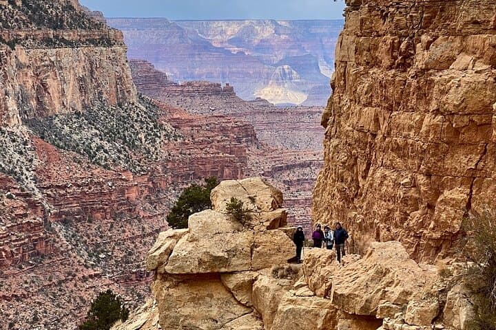 Private Grand Canyon Rim-to-Canyon Hike with El Tovar Lunch photo 5