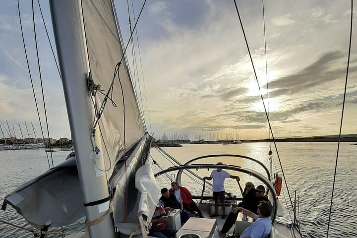 Privatized Half-Day Sail from Leucate — Cap Leucate to Anse Paradis & Coussoules photo 2