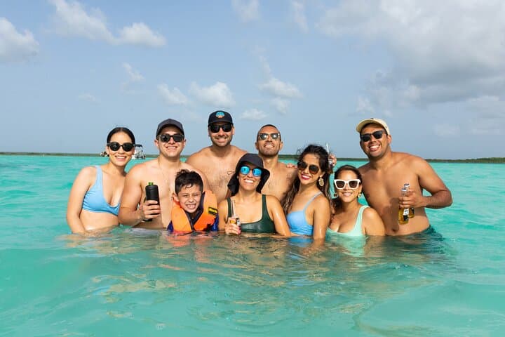 Private Bacalar Lagoon Tour: Laguna de los 7 Colores Experience photo 5
