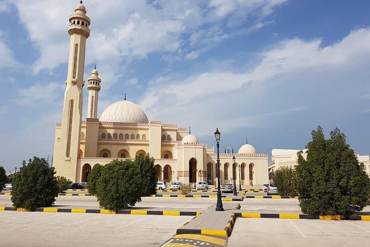 Manama VIP Sightseeing: Pearling Heritage, Al-Fateh Mosque & Manama Souq photo 4
