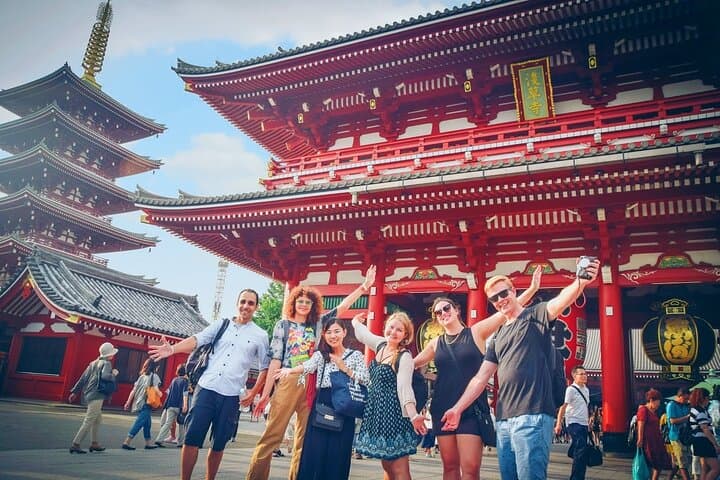 Tokyo Private Custom Full-Day Walking Tour — Top Sights in One Day