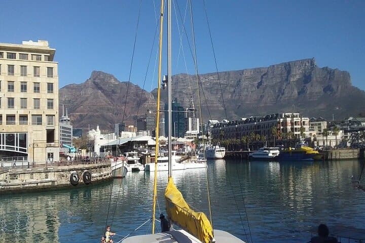 Two-Day Cape Town Highlights: Table Mountain, Robben Island & Cape Point with Penguins