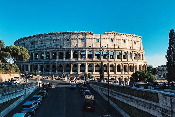 Rome Golf Cart Highlights Tour — Colosseum to Vatican Eco-Friendly Sightseeing photo 2