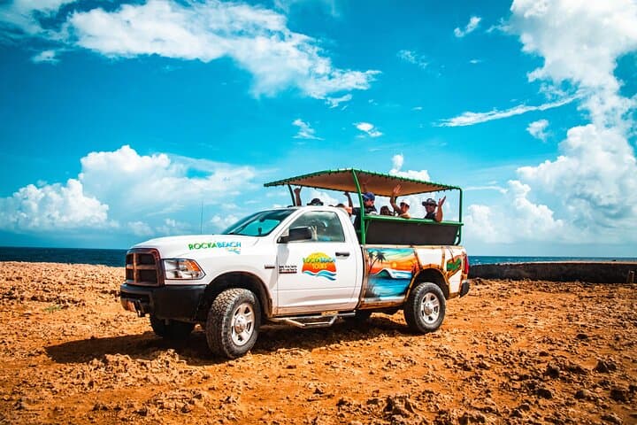 Aruba Jeep Safari: Cave Pool, Natural Bridges & Secret Beaches photo 3