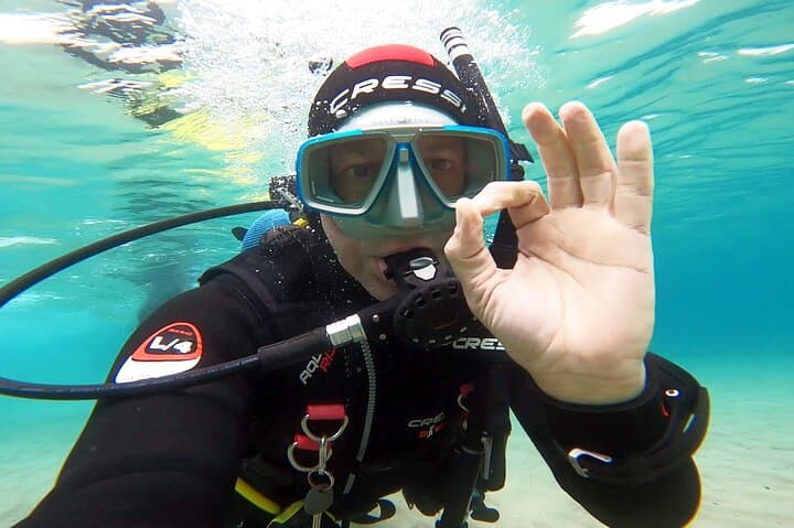 Discover Scuba Diving in Nea Makri: Small-Group Beginner Dives Near Athens