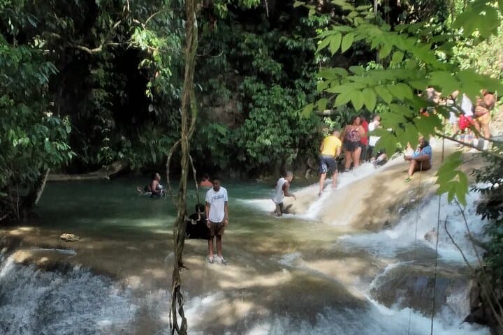 Benta River Falls Private Tour: Jamaican Countryside Waterfall and Blue Hole Adventure photo 3