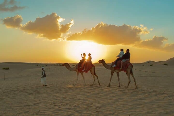 Camel Trekking in Abu Dhabi Desert: 30-Minute Camel Ride & Cultural Experience photo 3