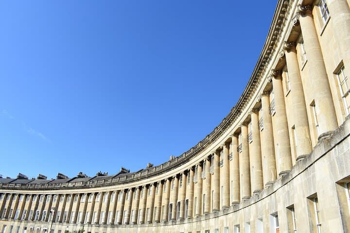 Bath Private Walking Tour: Georgian Streets, Pulteney Bridge & Bath Abbey photo 2
