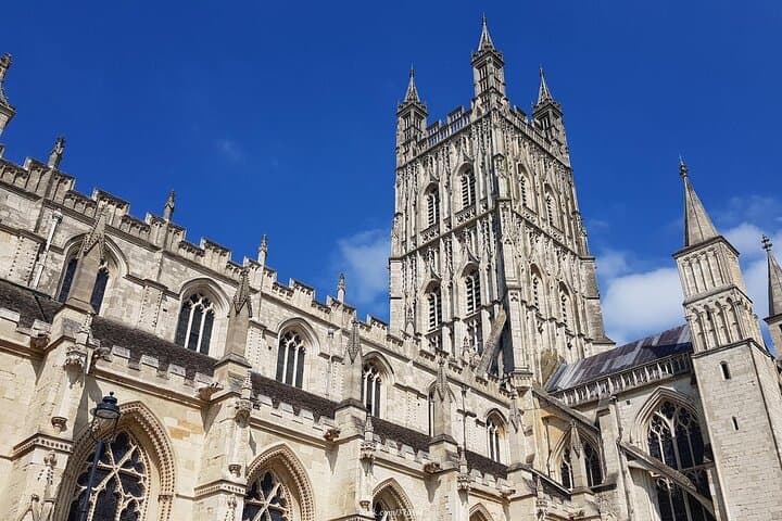 Bath Private Walking Tour: Georgian Streets, Pulteney Bridge & Bath Abbey photo 4