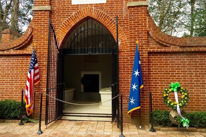 Mount Vernon and Old Town Alexandria: Private Day Trip from Washington, D.C. photo 4