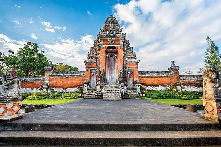 Bali Full-Day Sightseeing: Taman Ayun, Bedugul, Jatiluwih & Tanah Lot Sunset photo 4