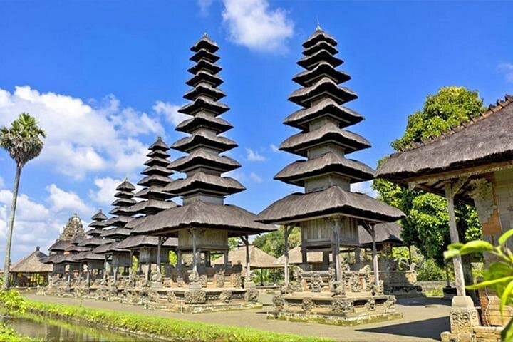 Bali Full-Day Sightseeing: Taman Ayun, Bedugul, Jatiluwih & Tanah Lot Sunset photo 1