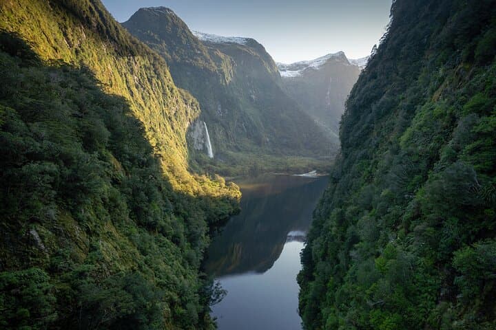 Helicopter Flight Over Doubtful Sound: Scenic Flight from Te Anau