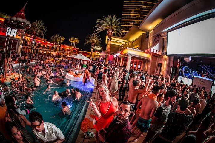 Skip the Line: Las Vegas VIP Nightclub Entry with Party Bus