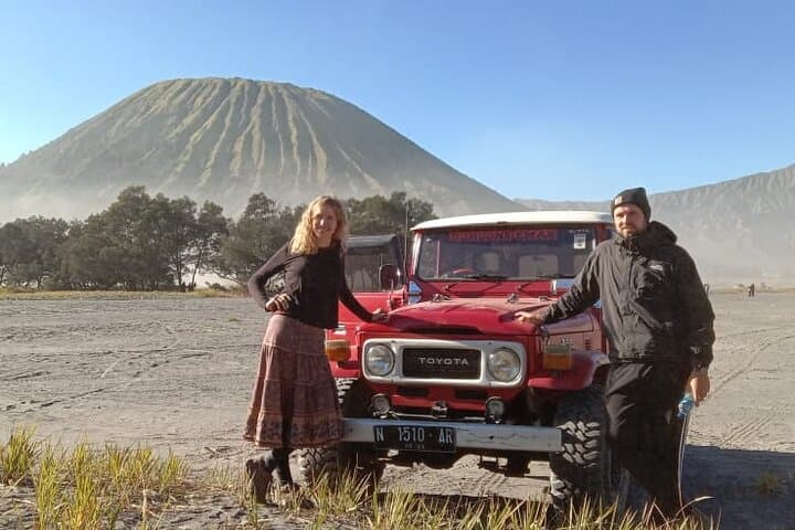 4-Day Bali-to-Java Overland: Ijen Blue Fire, Bromo Sunrise & Tumpak Sewu Waterfall photo 6