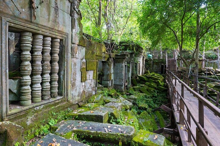 Private Guided Tour from Siem Reap to Beng Mealea Temple — Explore the Unrestored Jungle Ruins photo 2