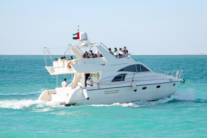 Dubai 2-Hour Private Yacht Cruise Around Burj Al Arab | 50ft Luxury Yacht Tour