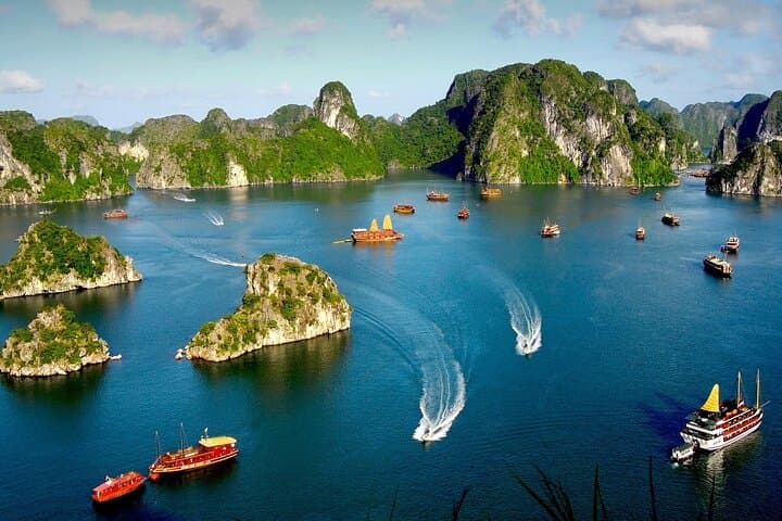 15-Day Vietnam Tour: Hanoi to Mekong — Culture, Rice Terraces & Halong Bay photo 4