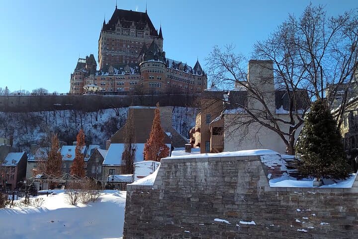 Old Quebec Private Walking Tour — History, Climate & Urban Nature