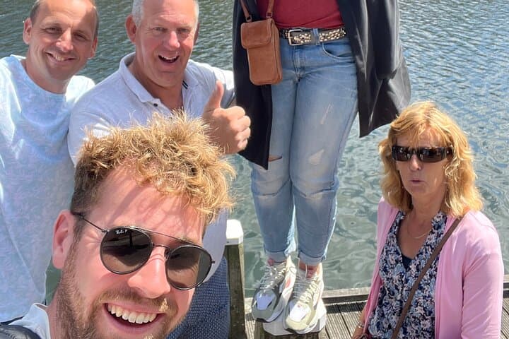 Volendam e-Scavenger Hunt: Self-Guided Interactive City Game photo 4