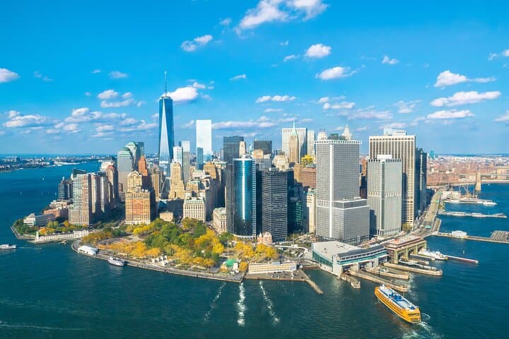 Downtown New York Highlights: Private Walking Tour of the Financial District & One World photo 4