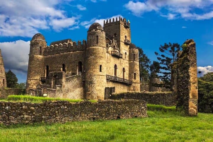 5-Day North Ethiopia Tour: Addis Ababa, Bahir Dar, Gondar & Simien Mountains