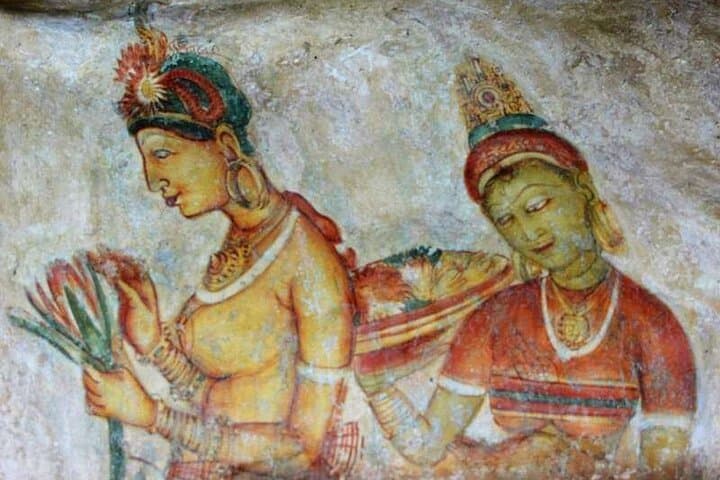 Sigiriya & Dambulla Private Full-Day Tour from Colombo — Climb Lion Rock and Explore Cave Temples photo 4