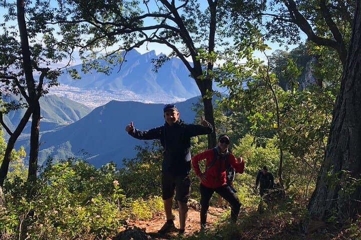 La M Summit Hike in Chipinque: Guided Morning Hike from San Pedro photo 4