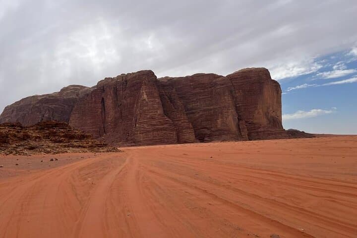 Half-Day Jeep Tour in Wadi Rum: Red Dunes, Khazali Canyon & Bedouin Tea photo 2