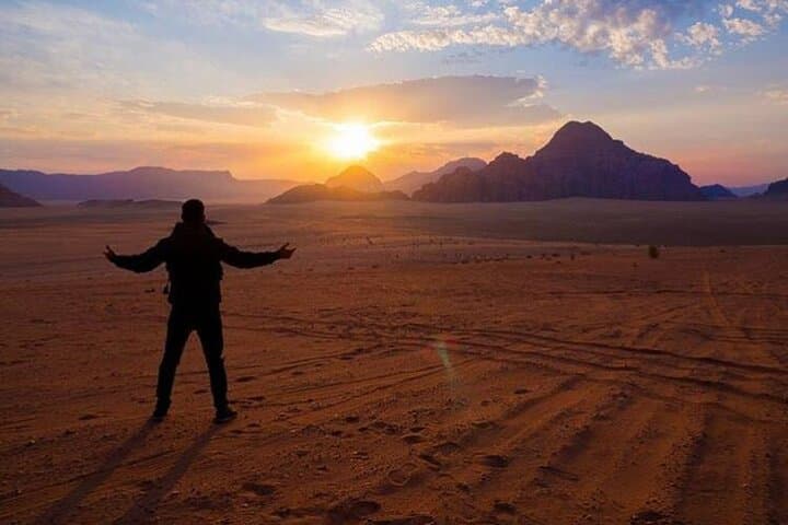 Half-Day Jeep Tour in Wadi Rum: Red Dunes, Khazali Canyon & Bedouin Tea photo 6