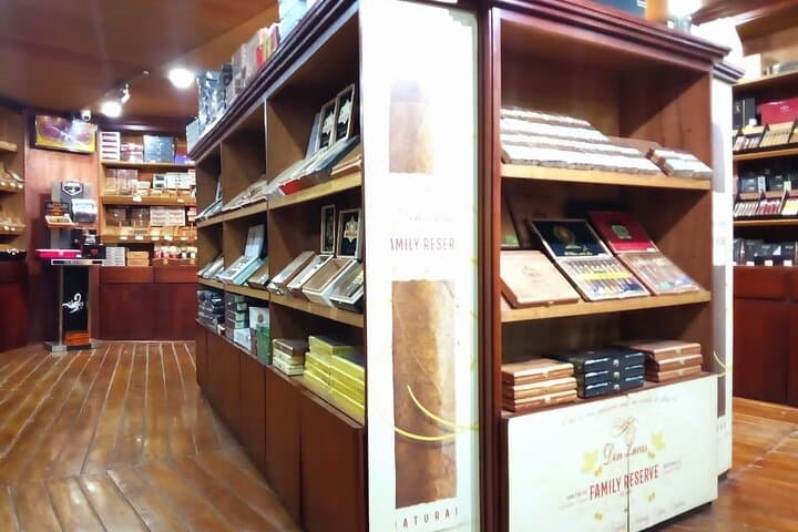 Punta Cana Don Lucas Cigar, Rum & Chocolate Factory Tour photo 6