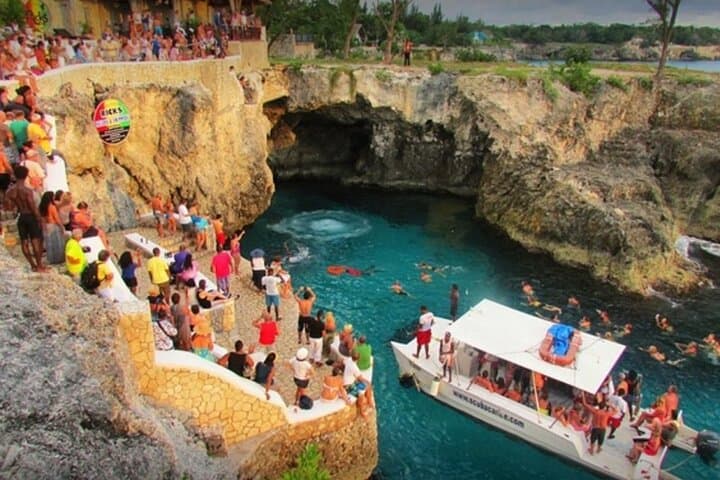 Discover Jamaica's Vibrant Shores on a Private Beach Tour photo 2