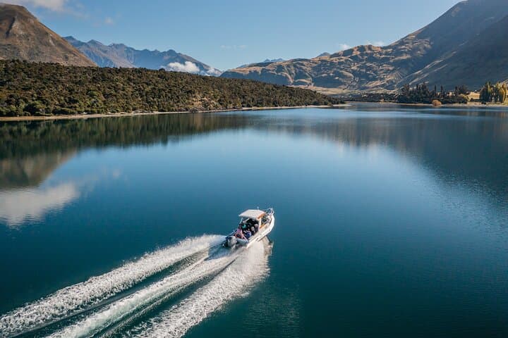 Wanaka 4x4 Explorer: Lake Wanaka & Mt Burke Boat-and-4x4 Tour photo 5