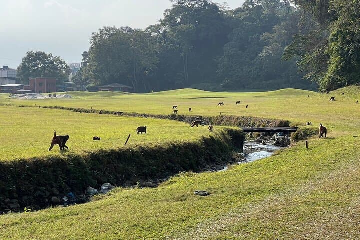 Experience Golf and Heritage in Kathmandu: A Unique 2-Day Adventure photo 3