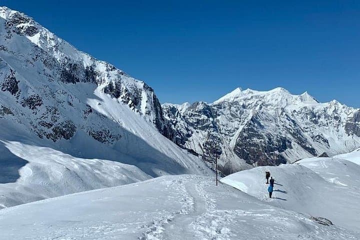 Manaslu Circuit Trek: 18-Day Larkya La High-Altitude Trek in Nepal photo 4