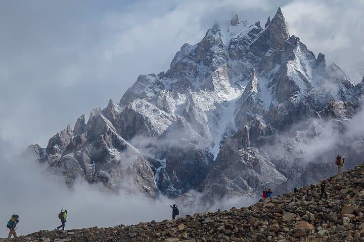 K2 Basecamp Trek: 20-Day Concordia & Gondogoro La Expedition