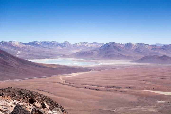 Puno to Oruro Private Transfer with Uros Islands Stop — Lake Titicaca Sightseeing photo 5