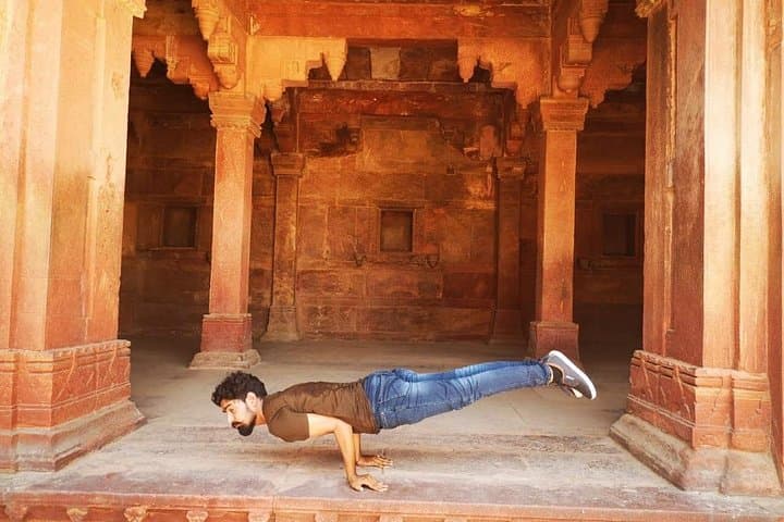 Morning Yoga Class in New Delhi with English-Speaking Trainers photo 4
