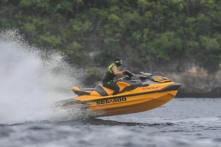 Tanjung Benoa Watersports — Seawalker, Jet Ski, Banana & Donut Boat at Bintang Dive Club photo 4